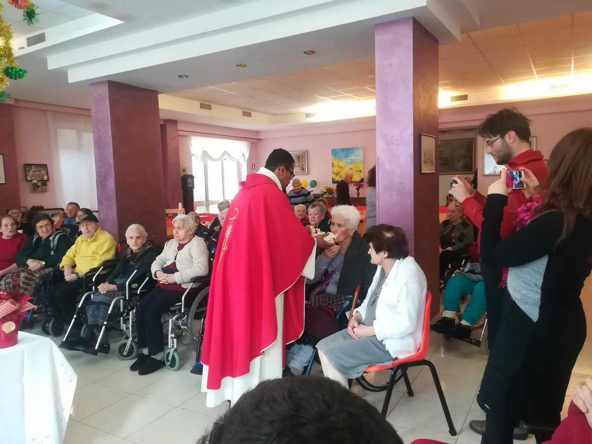 10° Pranzo di Natale della Comunità di Sant'Egidio con gli amici anziani di Villa Le Ginestre Isernia