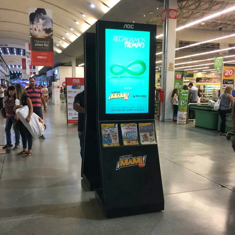#Nuevo Totem revistero x2 en el Súper Mami!! 🙌 Aprovechá tus compras de Navidad para pasar y conocerlos, y llevate la revista del súper con ofertas y descuentos 🎄🎁✨<a href="/DinoMall/">Dinosaurio Mall</a>
#digitalsignage #digitalsolutions #innovation #kiosk #supermarket #screen