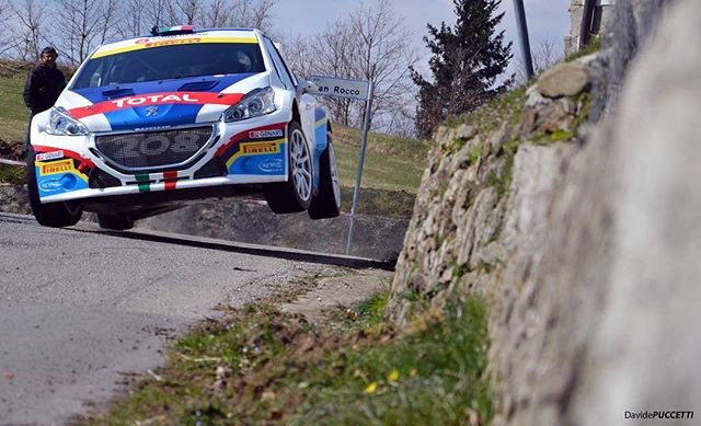 Reposting <a href="/rally/">RALLY</a>.it:
Concluso il contest fotografico a tema Peugeot, ecco la foto di uno dei due vincitori (c'è stato un parimerito)!!