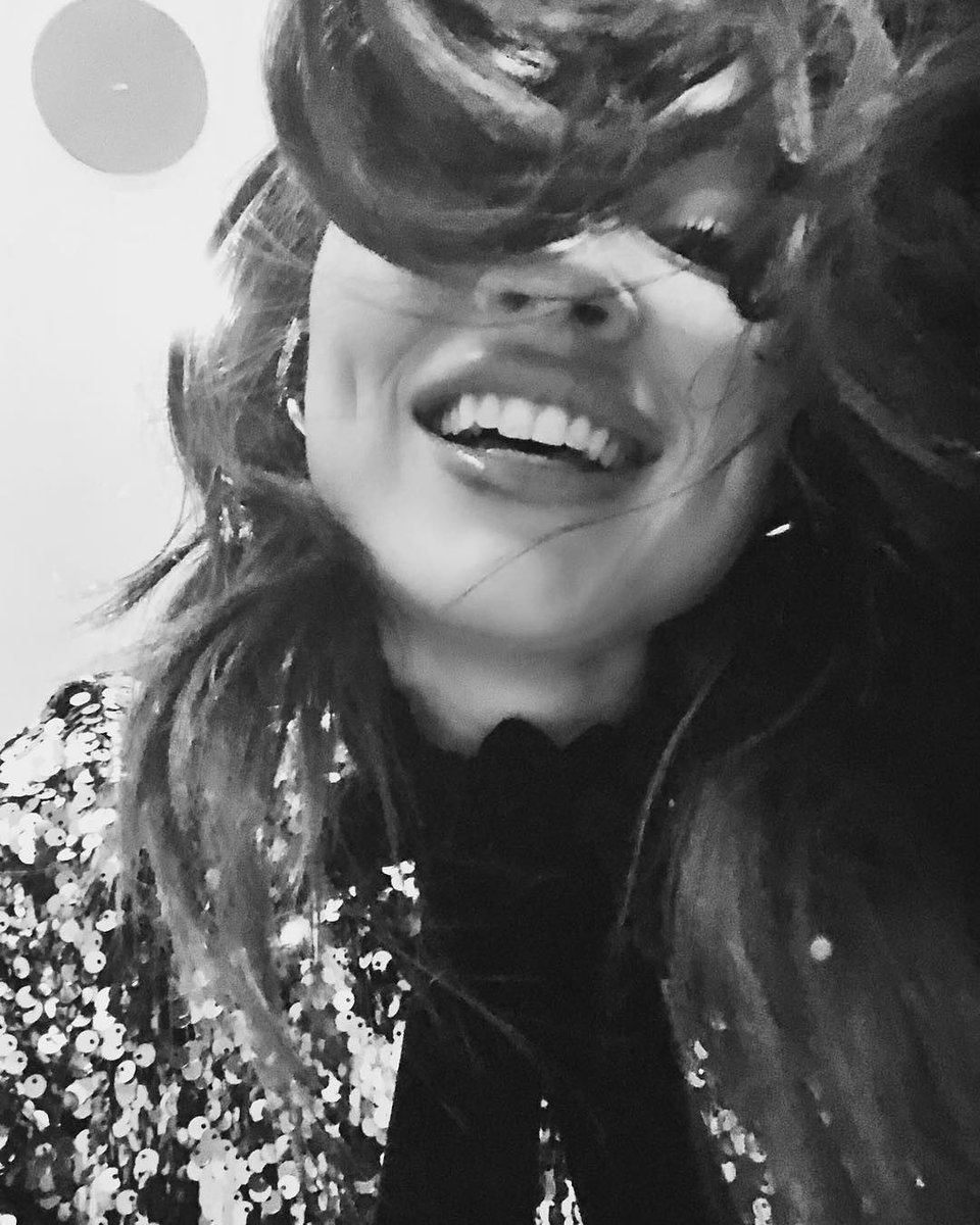 reedarchive's tweet photo. what's art?
@CrystalmReed's smile https://t.co/XptsQLwI8r