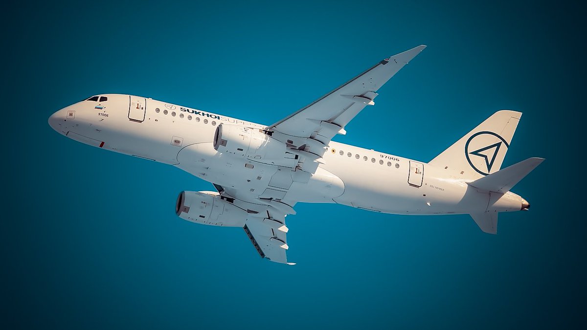 SJet_'s tweet photo. Beauty of Sukhoi > #SaberJet > Sukhoi #Superjet #SSJ100 with #Saberlets in the air | Красавец Сухой #Суперджет 100 с новыми законцовками крыла https://t.co/uYh9hztbl6 #avgeek #avgeeks #aviation #aircraft #airliner #airlines #planespotting #planespotter #авиация #самолет #саблелет https://t.co/c6oT9lhtSv