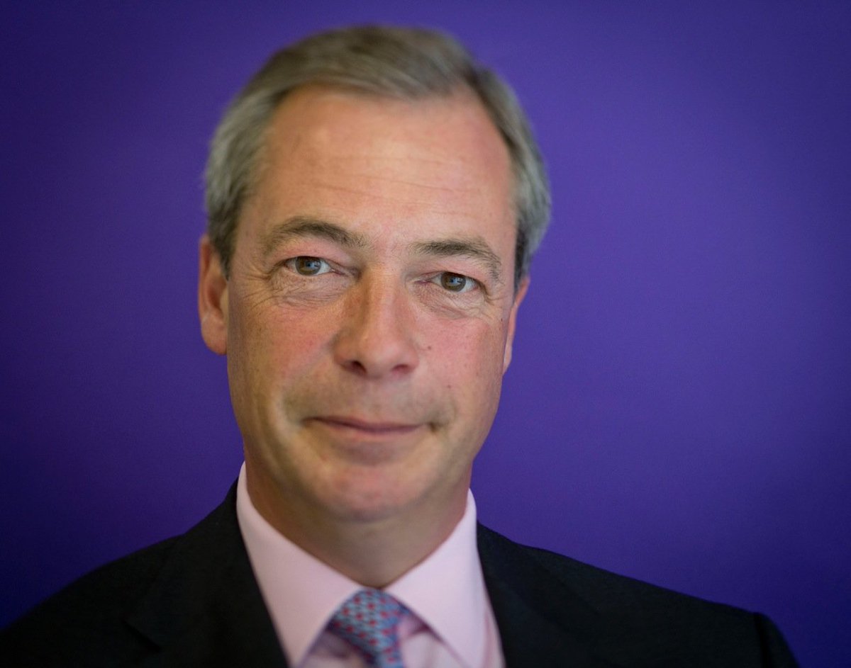 TaskiMushwana_'s tweet photo. @Nigel_Farage is a patriot and deserves a Knighthood for services to his country. RT for wider coverage. #Brexit #Christmas #NewYearsHonours #LBCLIVE #FarageOnLBC #Farage #ChristmasDay2017 #BoxingDay https://t.co/gbhBxNqyNi