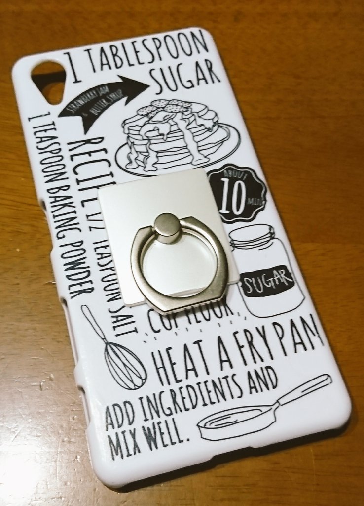 Miki K ハンドメイド 転写シール スマホカバー第二段 今度は転写した上からデコパージュでコーティングしてみた 最初ダイソーのトップコート塗ったら 白っぽくかつ弾いてしまったので 後からキャンドゥのデコパージュ液をガッツリ塗り直した