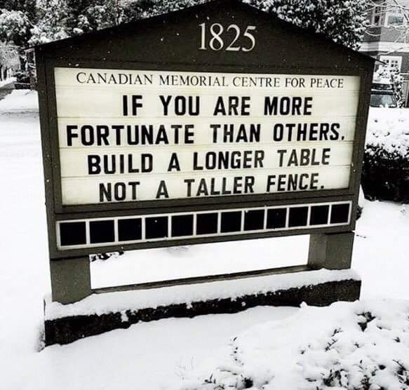 DaniNierenberg's tweet photo. Happy holidays everyone! May we remember the spirit of gratitude and giving and share our abundance with those around us :) https://t.co/JHwAtsOVFY