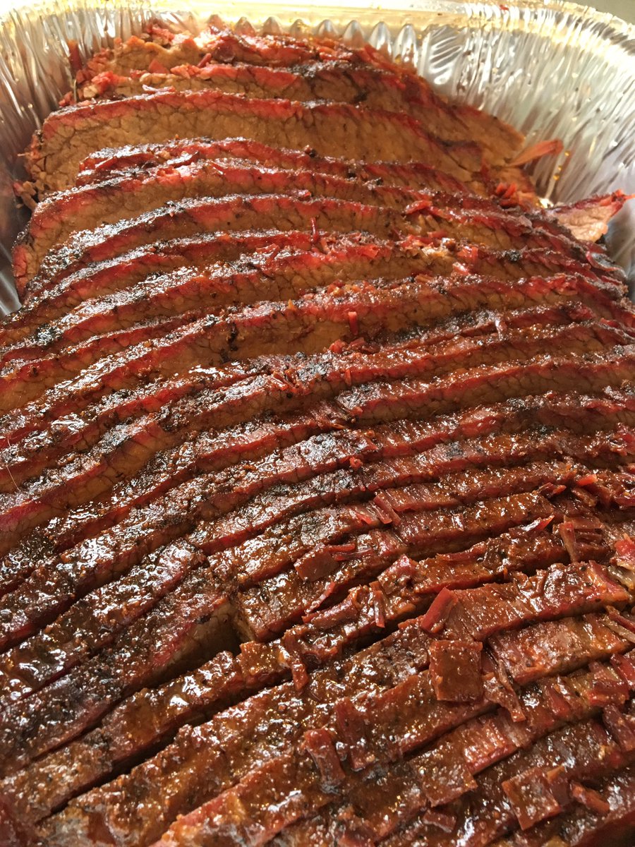 BrewNQ's tweet photo. Brisket done, sliced and put in pans. https://t.co/4yMYOuShIj