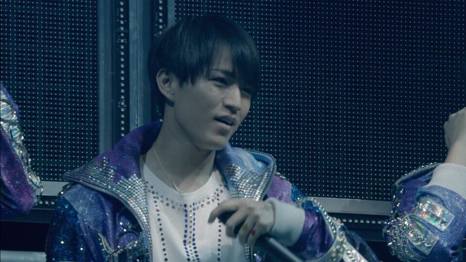 kamiyama_JW0701's tweet photo. ドSな俺とドMな俺
どっちがいい？

#nrさんで気になった人お迎え
#RTしたnrさんで気になった人お迎え 
#RTした人全員フォローする 
#RTした人で気になった人フォローする https://t.co/Pcm8TRCbSE