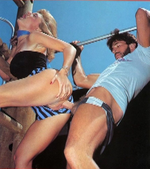 NickNiterFan's tweet photo. More of Nick Niter and Nina Hartley outdoor set  . #NickNiter #NinaHartley #classicporn #vintageporn @ninaland  @ImNinaHartley https://t.co/Zmb3MpSzfP