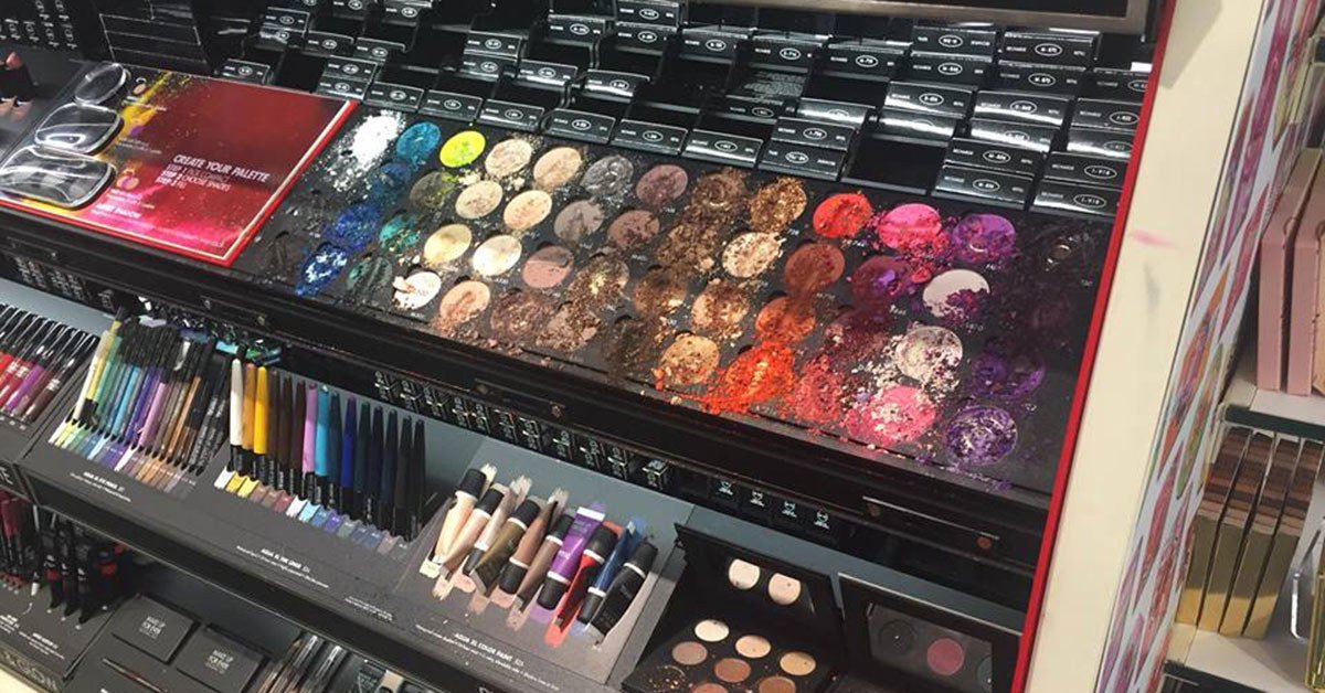 HottPerfume_com's tweet photo. Someone Destroyed $1,000 of Makeup at Sephora — And The Pictures Will Make You Cry https://t.co/QDdlFCBP5s https://t.co/leaON1krxC