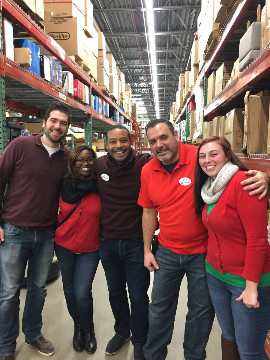 Great job T1801! You have done a great job being an ESFS location and nailing the unexpected double two day before XMas! Keep crushing it and making things happen. <a href="/adriennelebo/">Adrienne Lebo</a> <a href="/Jfofana16/">Jenneba Fofana</a> <a href="/DafcikKyle/">Kyle Dafcik</a> @skaemmerer1
