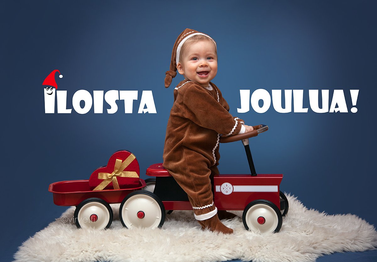Virvalve's tweet photo. Iloista joulua kaikille! Merry X-mas everyone! 😘
#joulu #Xmas #Christmas #piparipoika #child #childphotography #lapsi #lapsikuvaus #Turku #virvefi #joulu2017 https://t.co/Dk4jnqBDfY