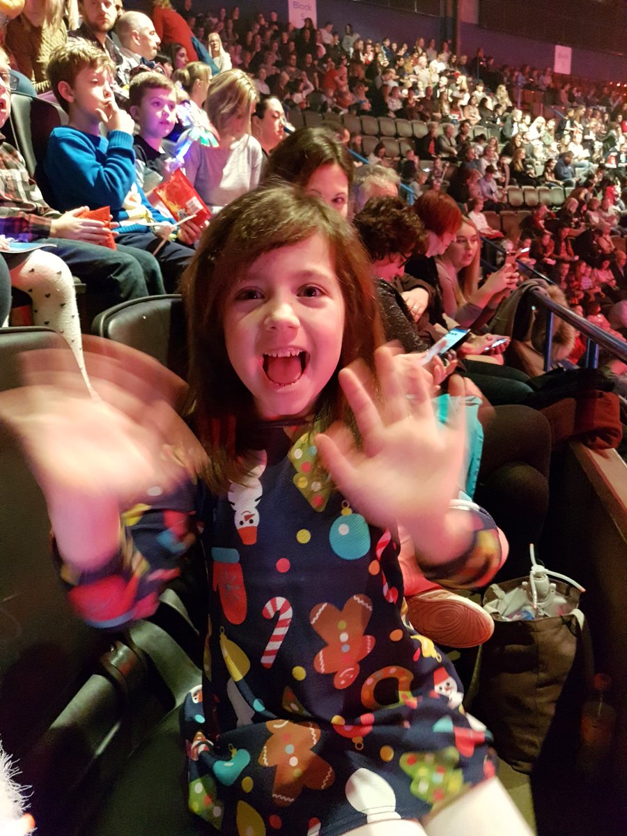 AChilds's tweet photo. #peterpanarena Hello Phoebe https://t.co/uo6MV8fzbJ