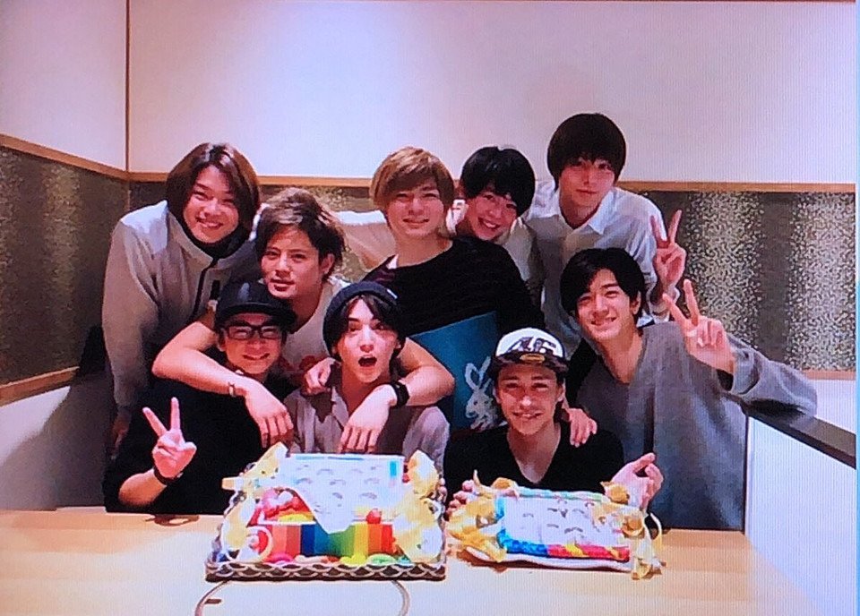 hsjRyosuke5090's tweet photo. ファンマナー守れる人→RT

JUMPのことを悲しませない人→RT

JUMPのことを愛し続けれる人→RT

この三つのことができない人→いいね

#とびっ子さんスルー禁止 https://t.co/leslyltPVV
