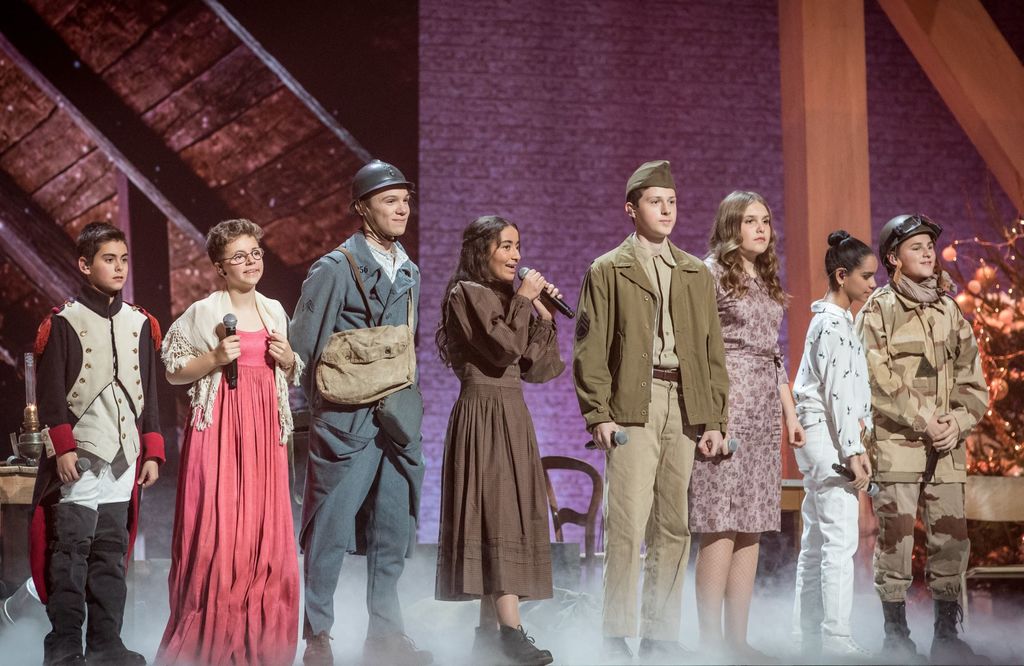 EnfoiresKids's tweet photo. Joyeuses fêtes de fin d'année à tous ! https://t.co/yFNZ1MG48K