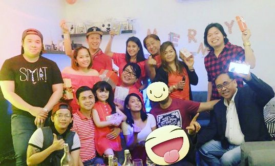 leelee_host's tweet photo. Happy holidays from Jubail Friends♡♡♡ https://t.co/CCbHRPGC91