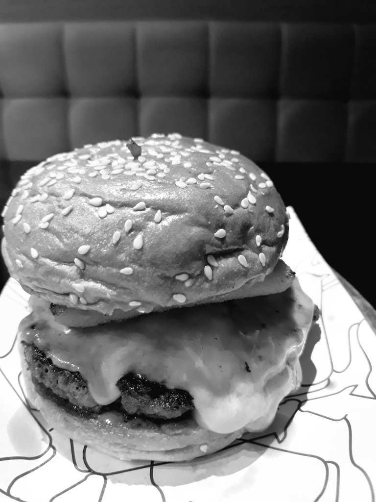 Seven days, seven black and white photos of your life. No faces, no explanation. Challenge someone new everyday. 

Day 1 of 7. I was challenged by @sabikosabiniyaa . Today, I challenge <a href="/bebechupss/">hanamori ikasuki</a>