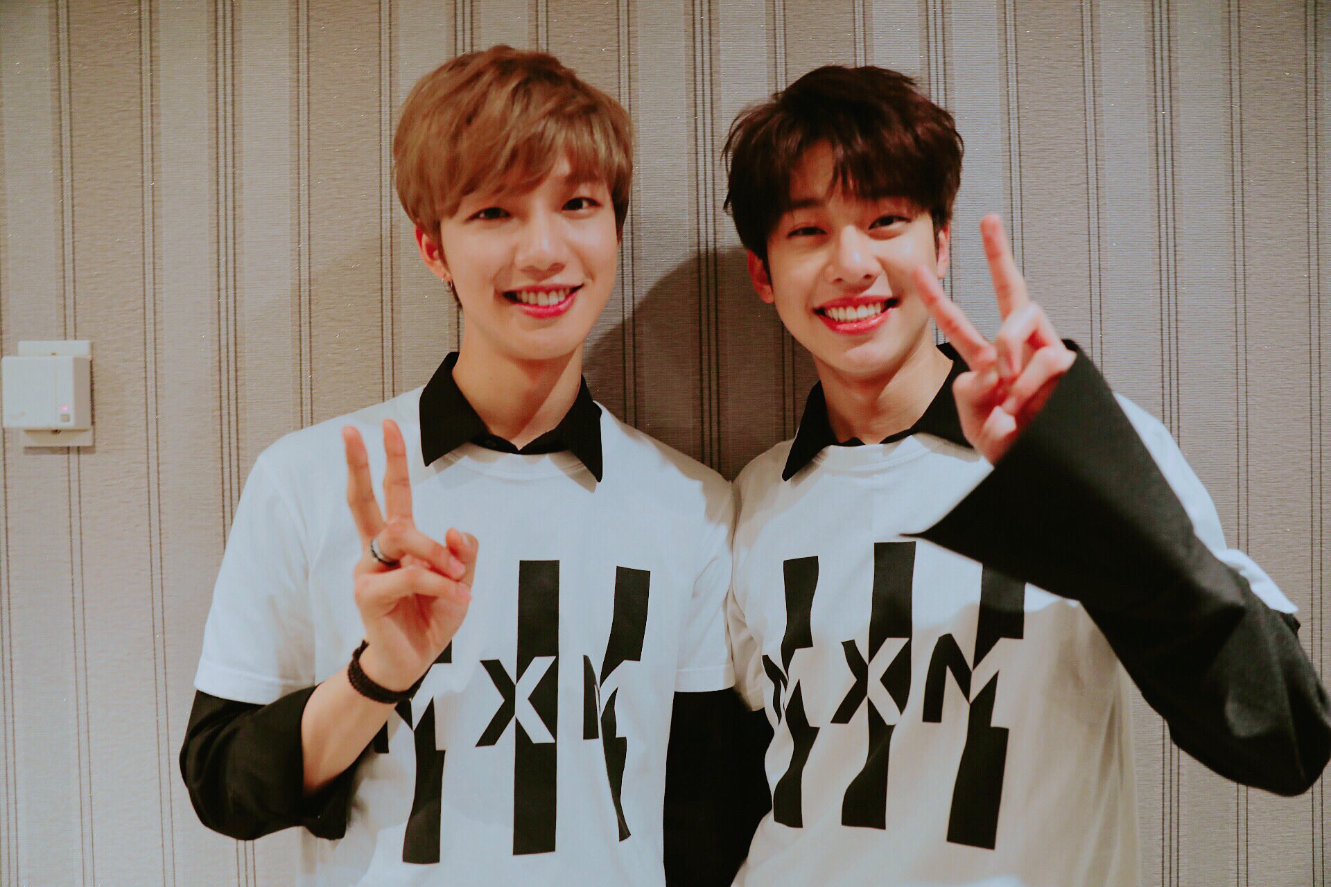 DR0PdW2UEAELp3n.jpg:orig