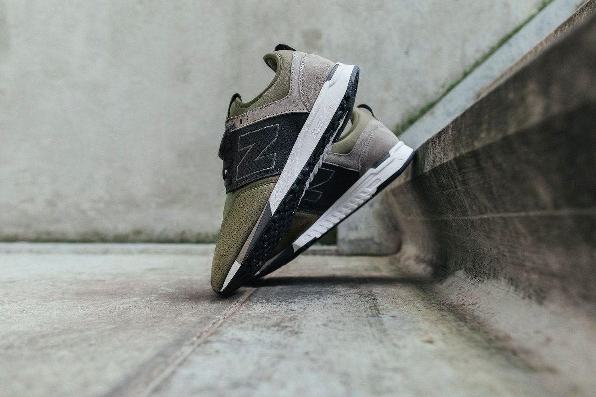 new balance 247 luxe Silver