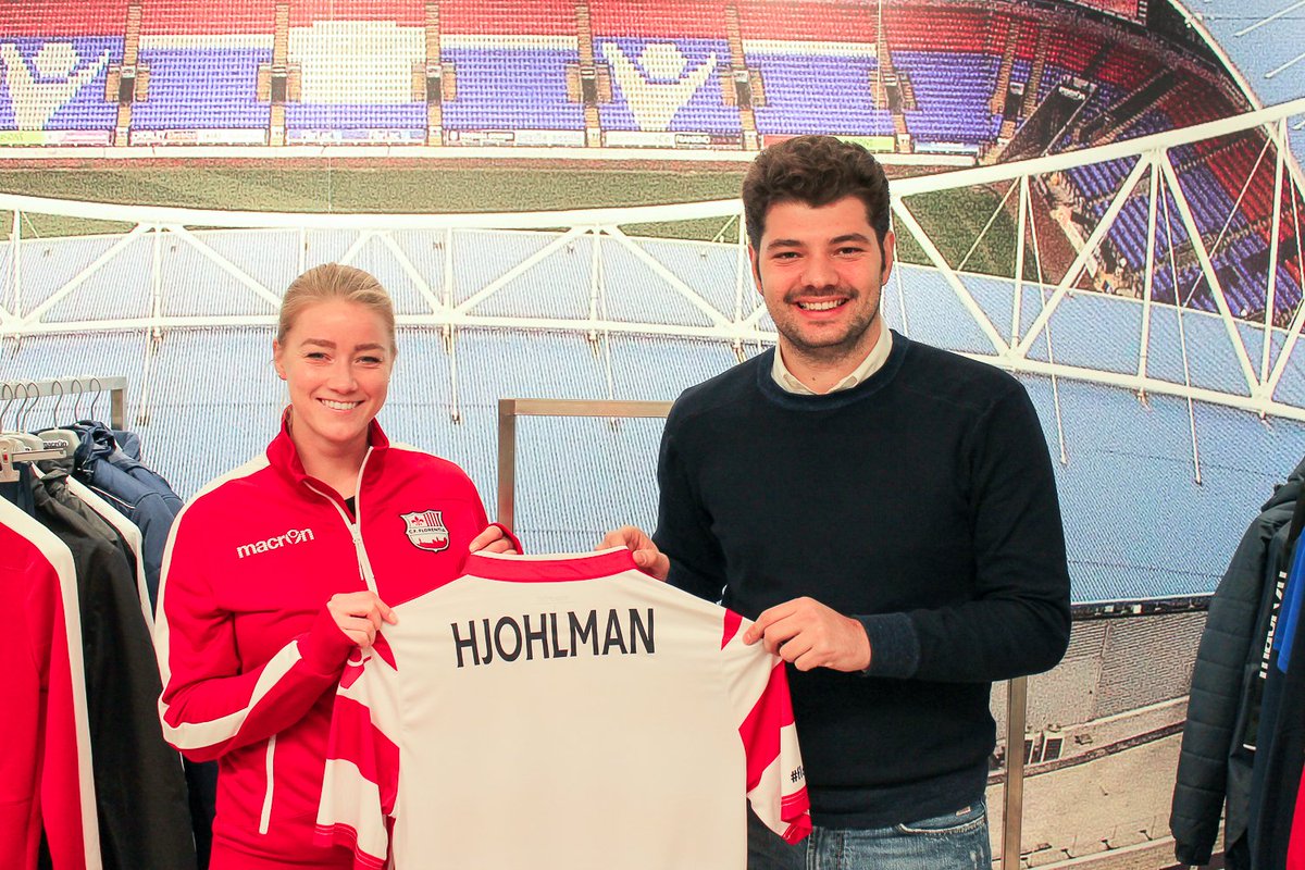 florentiasangi's tweet photo. UFFICIALE 🇦🇹️🇦🇹️🇦🇹️
Jenny #Hjohlman, attaccante svedese del giro della Nazionale, vestirà la maglia rossobianca!
Un bel regalo sotto l'albero di #Natale per la #Florentia!
https://t.co/9h4zY21D8B
#calciofemminile #SerieB #firenze #Svezia #laltrametàdelcalcio https://t.co/HnHMweNrGp