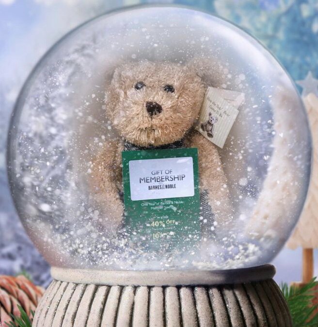 Not sure what to get the bookworm on your list? Give the gift of a B&amp;N Membership (aka one year of amazing offers and perks) for only $25. #BNJax #ALLIWANT