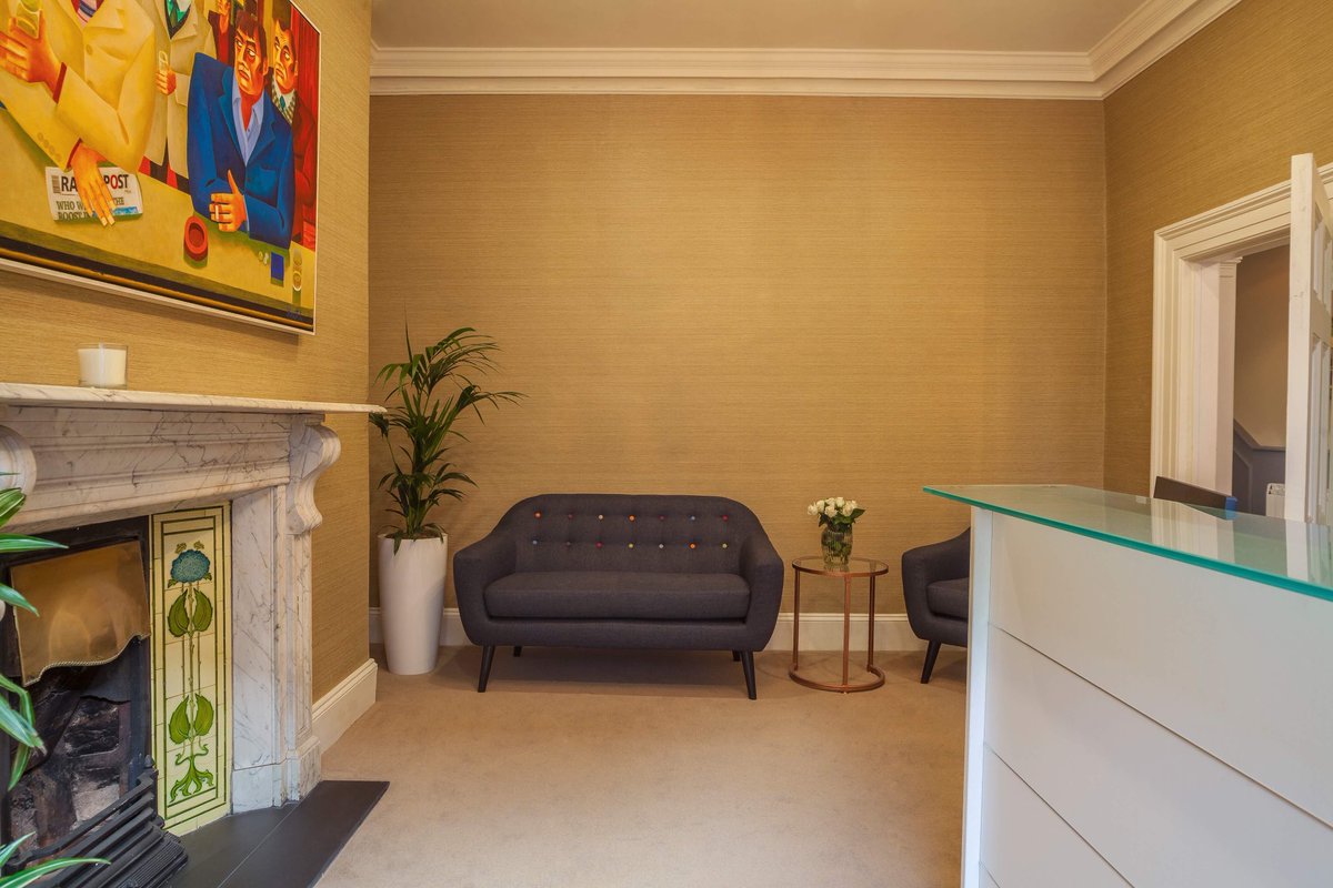 Still searching for a gift for that special someone? Treat your loved one to an Adare Clinic voucher for a treatment of their choice! #Christmas #TheAdareClinic #Gifiting