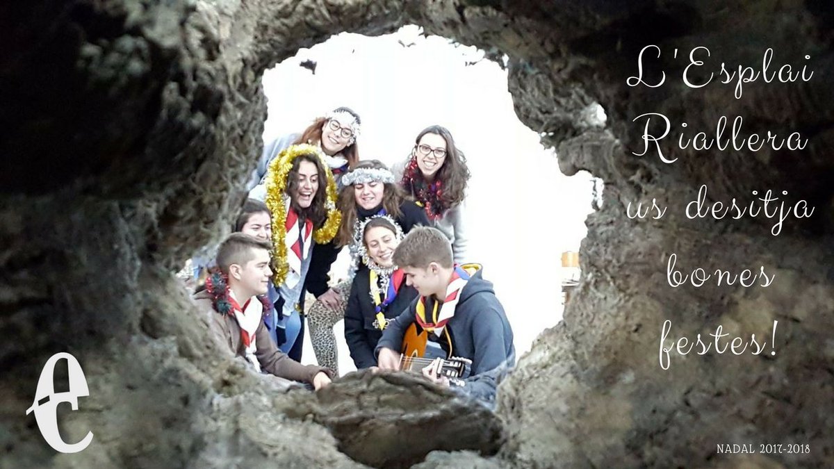 L’Esplai Riallera us desitja molt bones festes!! 

“La felicitat és fer el que es desitja i desitjar el que es fa. No somiiïs la teva vida, viu els teus somnis”.

Moltíssimes gràcies per passar un any més al nostre costat. Us esperem amb un 2018 reple de sorpreses.