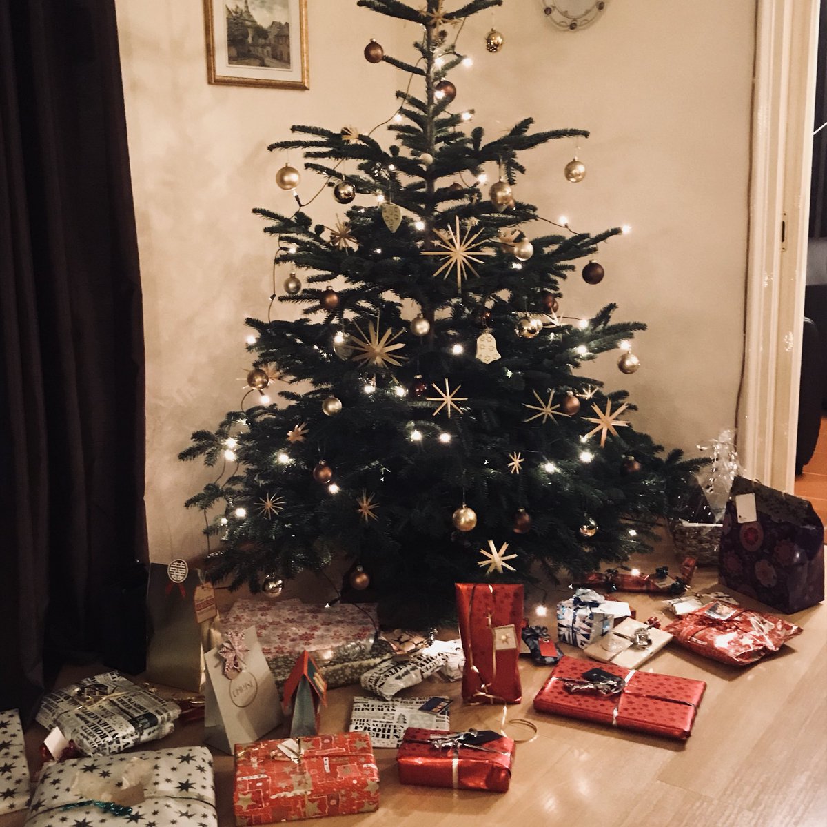 #wirschenkenunsnichts