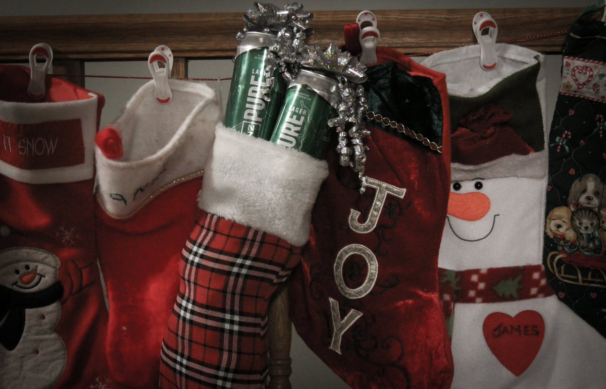 And the beers were hung by the chimney with care.
Try NZ Pure in Canada: ow.ly/nCiP30hoEuF