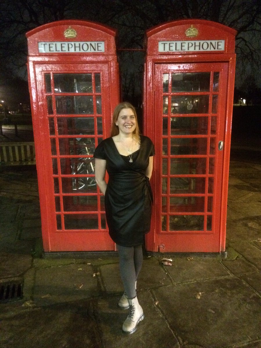 Zil_lah's tweet photo. @frankkiely 40th Birthdays #Smiles #PhoneboxRed https://t.co/Un4Ulk4yQc