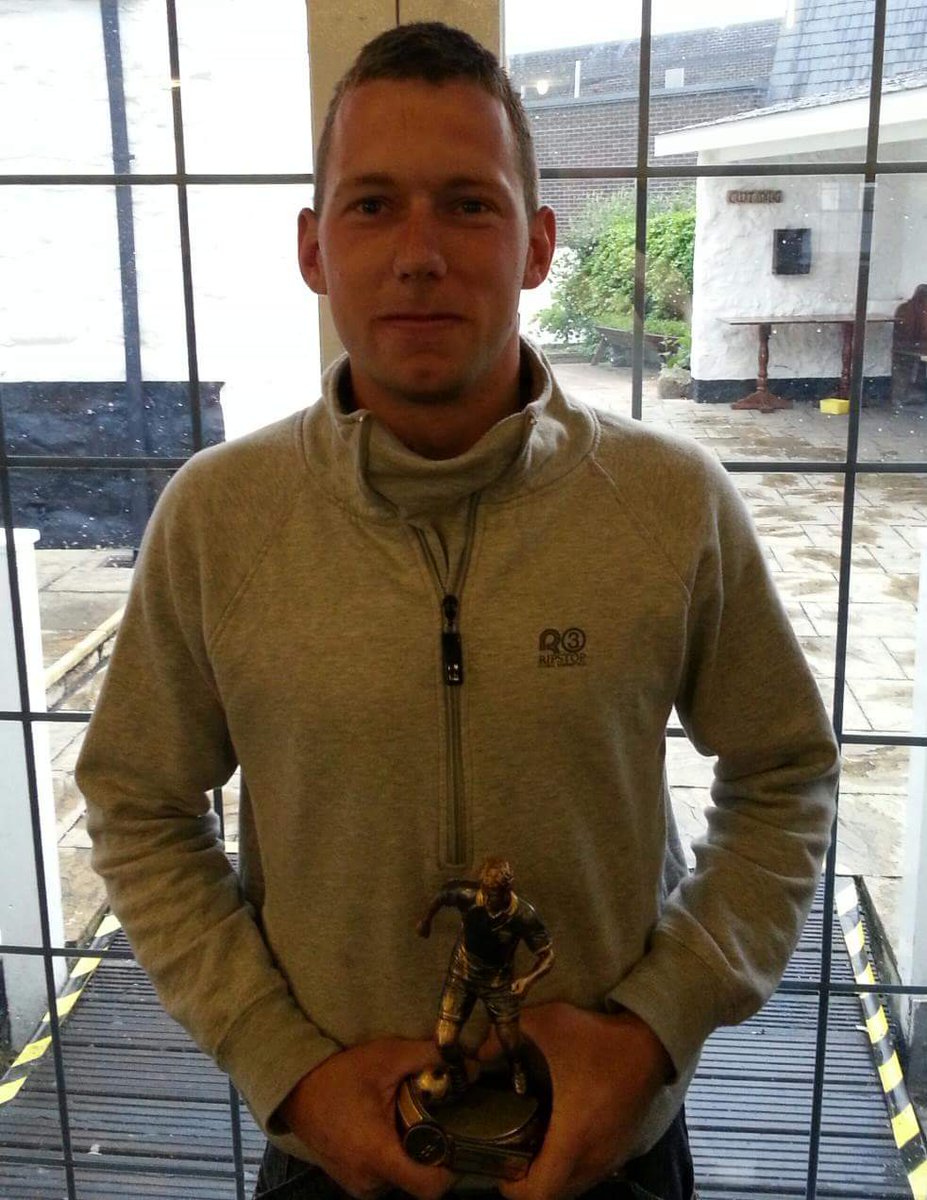 Balch o gael cyhoeddi fod Terry Ogilvy wedi arwyddo heddiw o Pwllheli Fc fe fydd ei brofiad a ei gêm yn hŵb mawr i bawb - pob lwc Terry a Croeso.