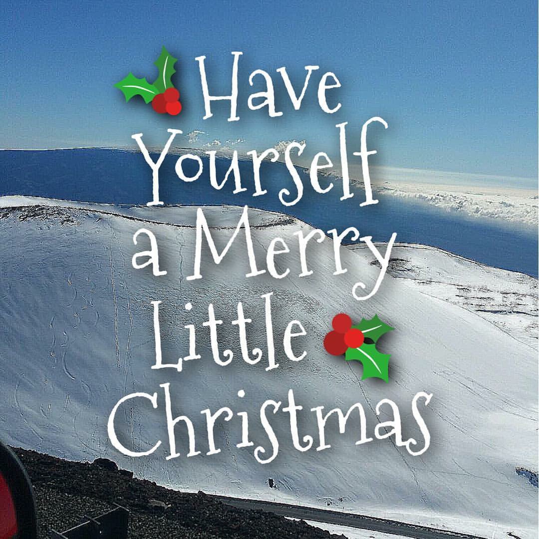 _PacificFitness's tweet photo. #merrychristmas
Our own beautiful snow capped #maunakea #christmasinhawaii https://t.co/lnXskHdpRl