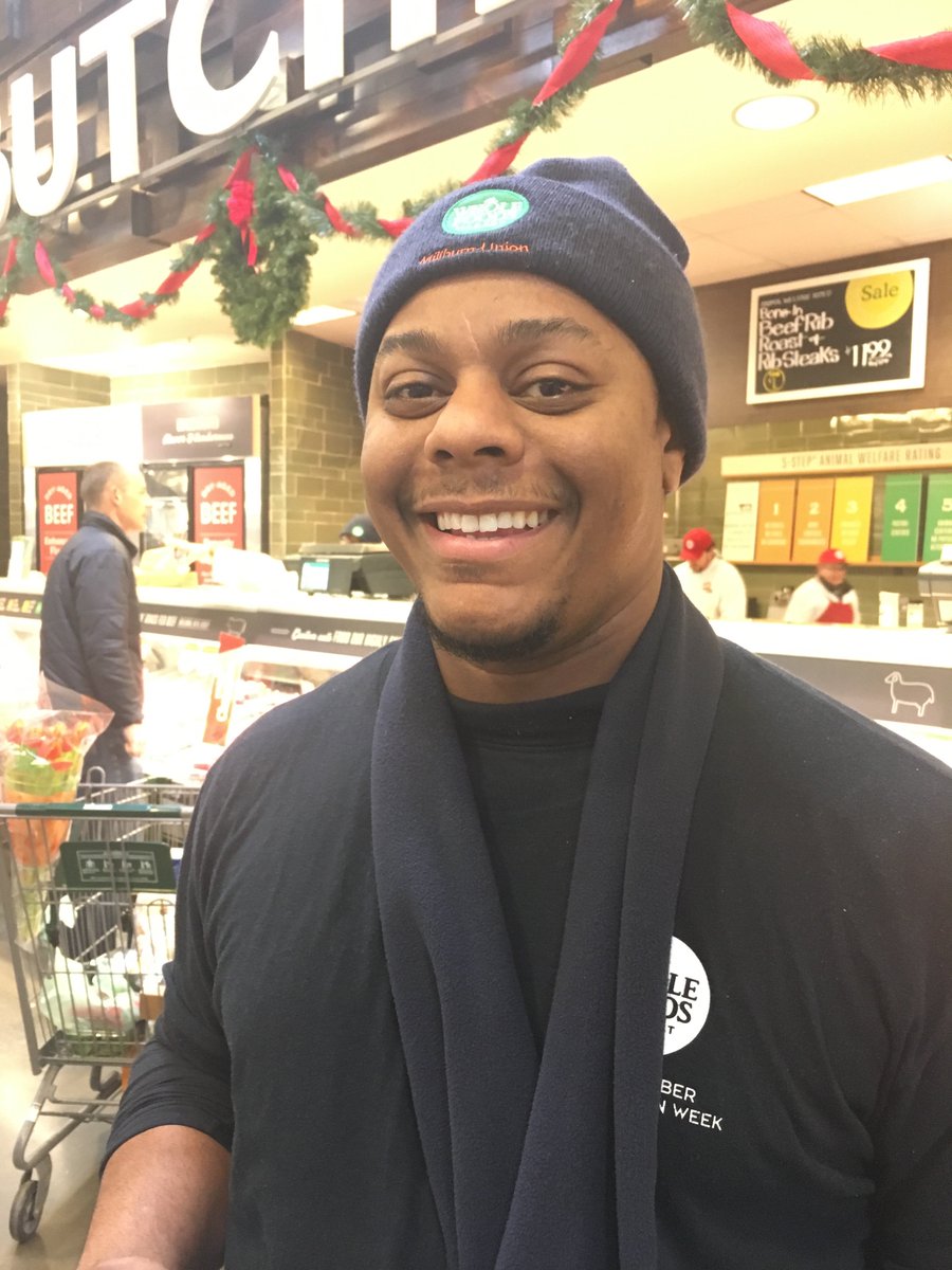 thankyoufactor1's tweet photo. Special thank you to Terrell at the #wholefoods in #vauxhall #newjersey for
Being an amazing butcher and great guy! Incredible customer service!! #thankyou Boy did he help us out today!@JeffBezos @WholeFoods this man needs amazing #recognition #thank you #shortribs #ChristmasEve https://t.co/HlgId3HwBq