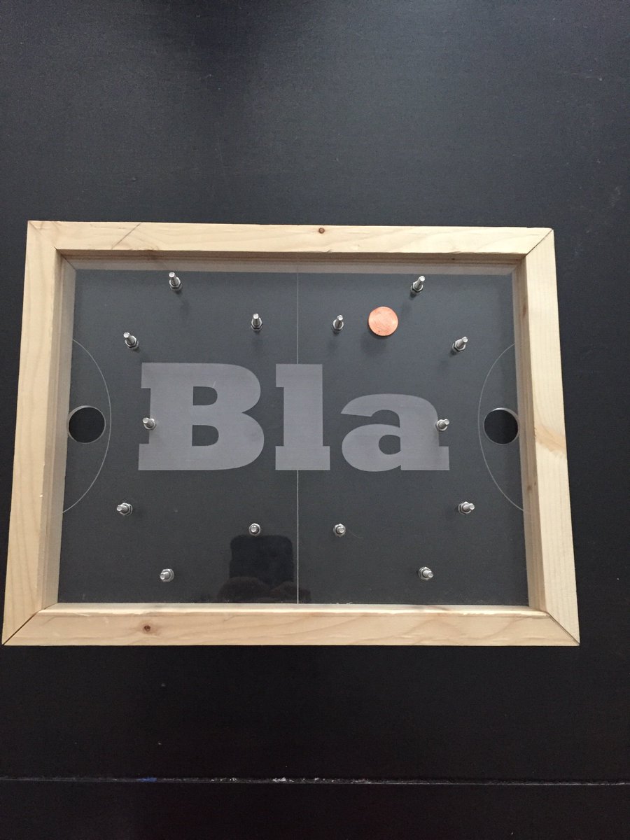 bailey_yoon's tweet photo. Finished my penny hockey board! I used plexiglass for the playing surface and used dado cuts to fit it into the frame. Very proud😁 https://t.co/Ynp8uvqdhy