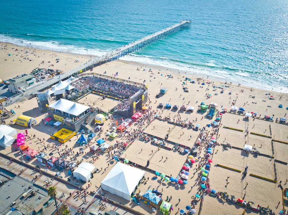 avpbeach's tweet image. If you’re not pushing the game forward, you’re holding it back. Thanks to everyone’s collective effort to #GrowTheGame in 2017. Just wait till you see what we have in store for 2018.