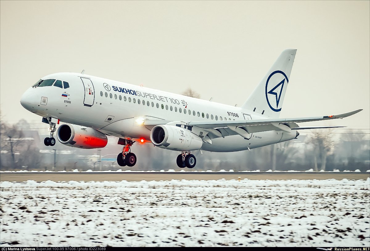 SJet_'s tweet photo. #SaberJet > Sukhoi #Superjet #SSJ100 97006 with #Saberlets > Sukhoi Civil Aircraft Company test center at Zhukovsky | #Саблелёт заходит на посадку в Жуковском | Фото М.Лысцева https://t.co/7tXSyLKnjQ #avgeek #avgeeks #Суперджет #авиация #самолет #winglets #AIRCRAFT #flight https://t.co/L4ZaoFYxfJ