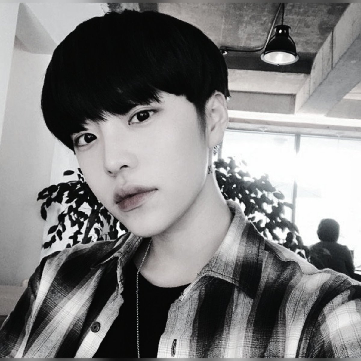 ╰❀╮❪ Lee Yoonji ❫ aramızda, takip edelim! @leemindji