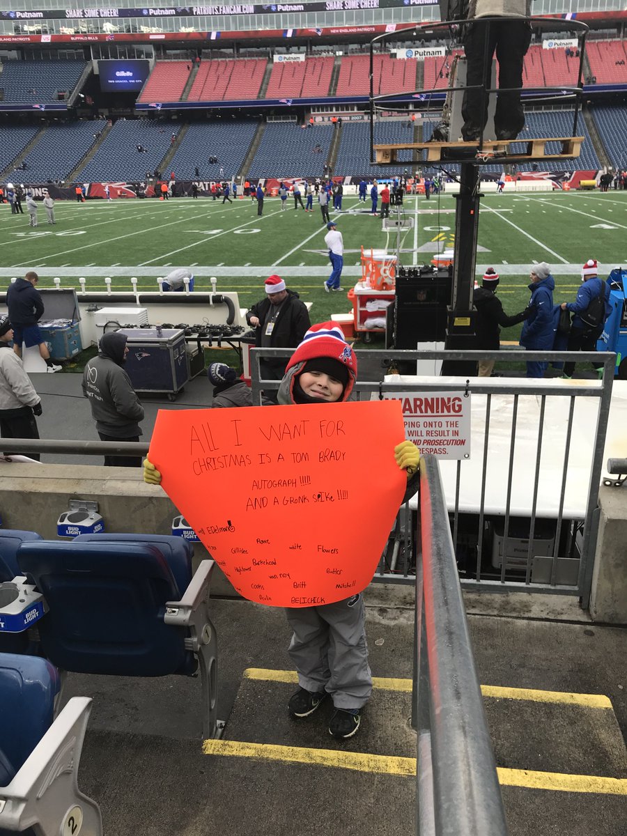 kad1228's tweet photo. #GoPats https://t.co/j2kXVYlgry