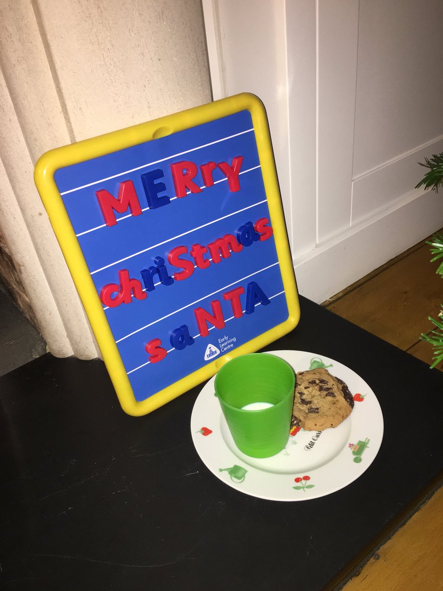 codingfrog's tweet image. I think someone is into Christmas..