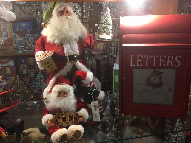 Schoolhousearth's tweet photo. HO HO HO!! It’s almost time for the big guy to arrive! We’re open today… stop by for last minute gifts! https://t.co/1h6stuI6Vz