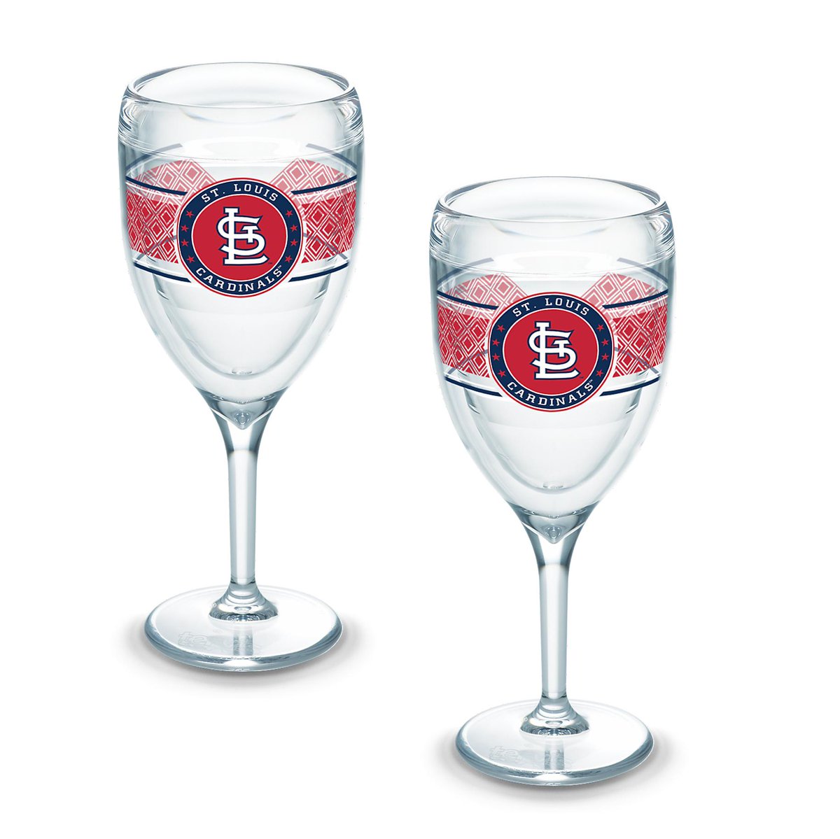 Rep your team no matter what’s in the glass. 3 winners get the full bundle with logos of your choice – just RT for your chance to win. atmlb.com/2C6puH5