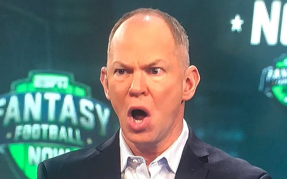 DatFantasy88's tweet photo. #TMW 
#OnePride Eric Ebron
#Bucs Chris Godwin 
#KeepPounding Damiere Byrd 
#Chargers Antonio Gates
#DaBears Defense 

All these players have more #DraftKings points than #Chargers @Keenan13Allen https://t.co/eYoQ4IrlZJ
