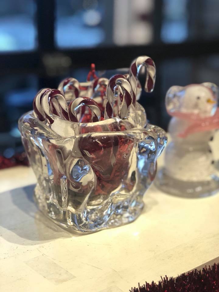 TheGlassAsylum's tweet photo. Merry Christmas & Happy Holidays from the #GlassAsylum team! ๐
๐ผ We have LOVED celebrating the holiday season with all of you. ๐ We are closed today and tomorrow but will reopen on Tuesday the 26th! https://t.co/SouyPceift