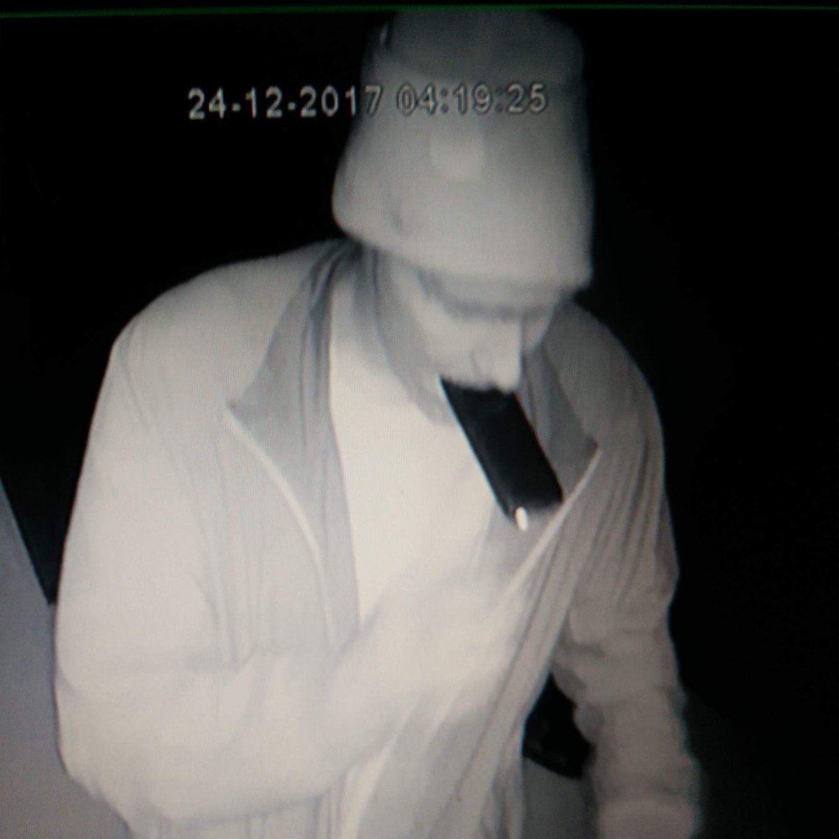 elderandwolf's tweet photo. Sorry for posting on Xmas eve, You guys have been the best this year!
Last night we were burgled - the place got trashed and lots of booze was taken. If you could please share and help us get these guys caught, that would be absolutely amazing!! Thank you. E&amp;W x https://t.co/d4yxgKIHHo