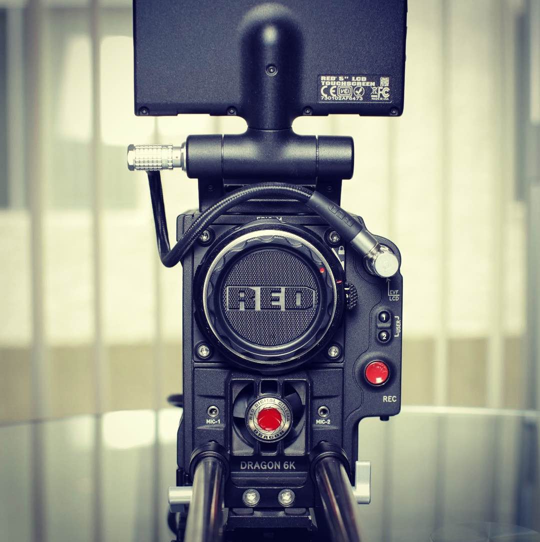Montythemotive's tweet photo. After 6 years of filming itโs finally here #atlanta. Iโm on that 6K future shit. Letโs work. Tag your favorite artists. Book your shoots at https://t.co/PTFYS7RSs7 (link in bio) letโs start 2018 right!! Merry Christmas. #letsgo ๐ฅ#atldirector #travelingdirector #redcamera https://t.co/HNTH9heEkt
