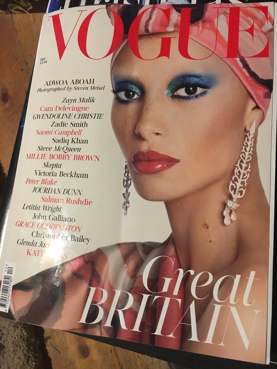 MindWaveDaily's tweet image. My dad @gcampbellstyle has collected @voguemagazine since 1979. 
This is the first cover I’ve ever noticed. #retro ✌🏼
