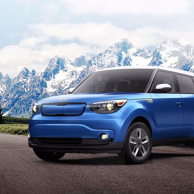 LupientAuto's tweet photo. Meet your holiday Soulmate. #KiaSoul https://t.co/Wd8zCREo8D