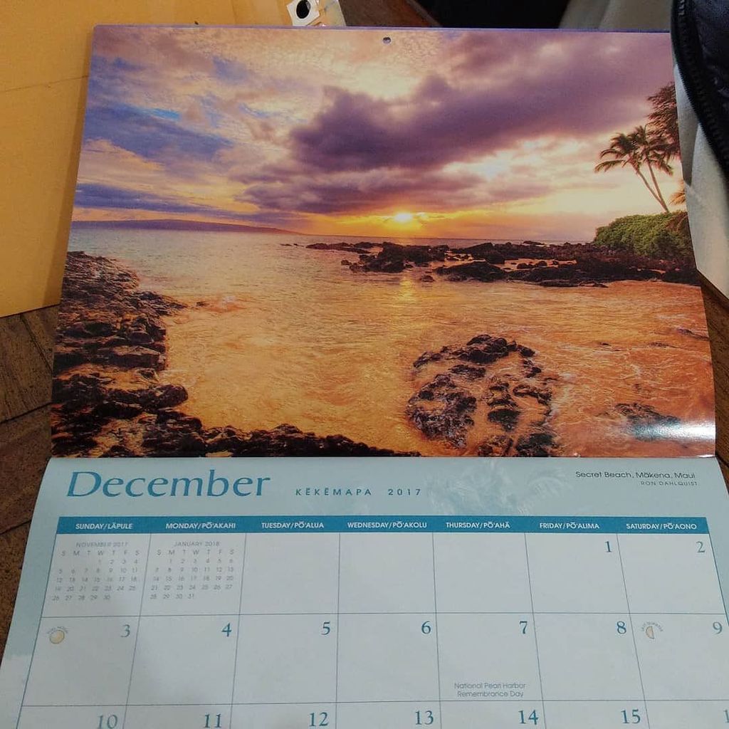 ImSavannahLynne's tweet photo. Thank you for the amazing calendar. Mele Kalikimaka, Mookie https://t.co/4TUsvrFLl9 https://t.co/N2vSXlm9Fi