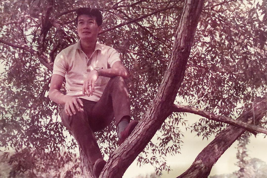 TMI_Uruguay's tweet photo. When your parents are cooler than you....lol....#Shums @HarryShumJr https://t.co/trnWsV5NcN