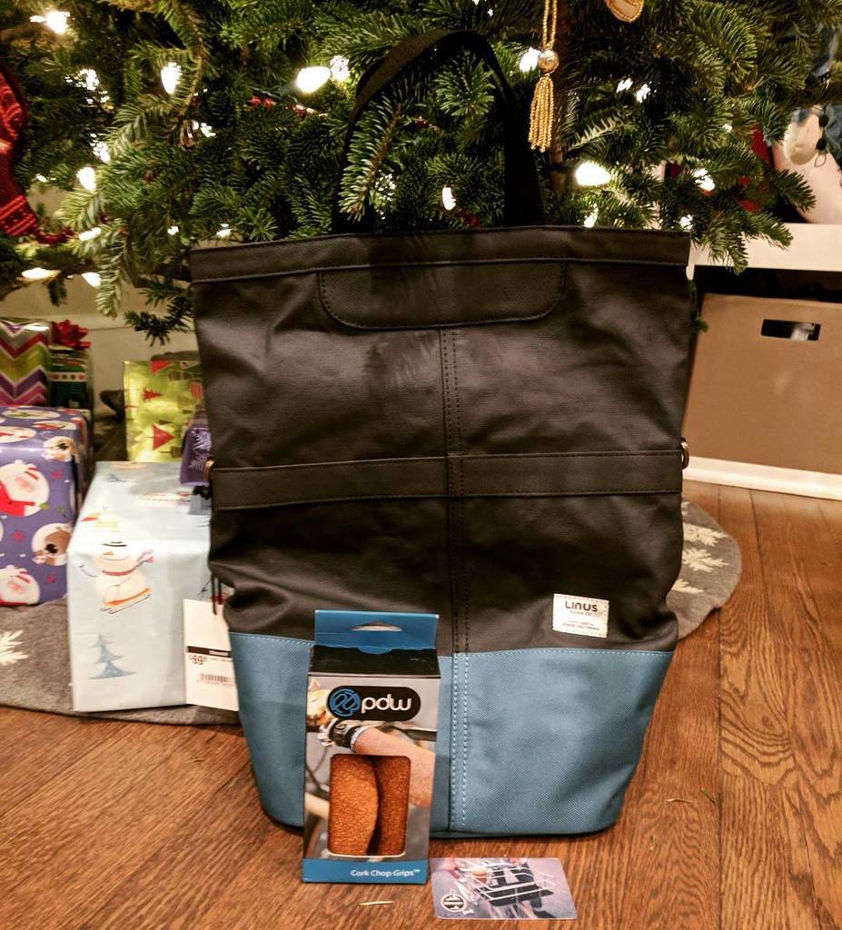 BeckyMcKimmy's tweet photo. The McKimmys got me 3 awesome gifts from @downshiftrke for Christmas. #downshiftrke #christmas #linusbike #pdw https://t.co/WoVLFAfA1W https://t.co/4wrVyEkeHI