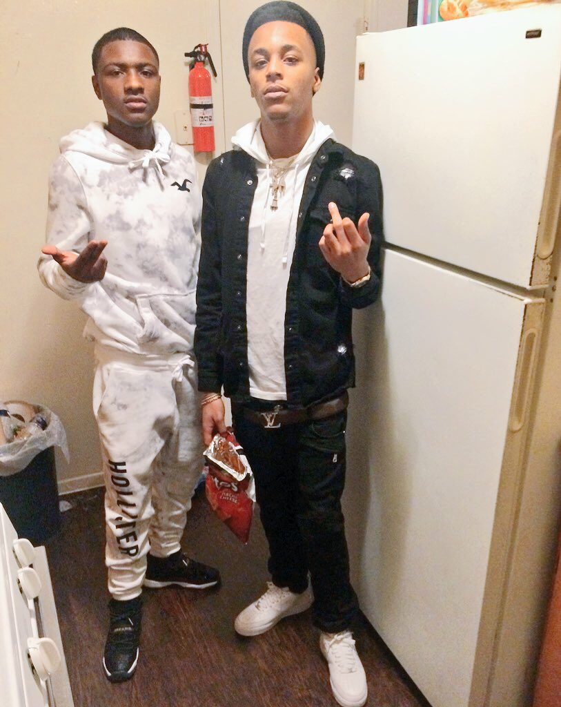 AJTheFinesser's tweet photo. Onion @223lilonion Brought Me A Bitch But I Really Don’t Want Her❕#YoHoeGo™️ https://t.co/sEF0ob3d6y