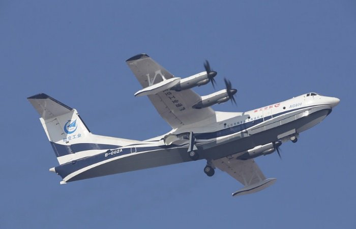 El #avión anfibio más grande (AG600) del mundo lo desarrolló China y le demandó 8 años a la empresa estatal AVIC👇 myp.re/1o1